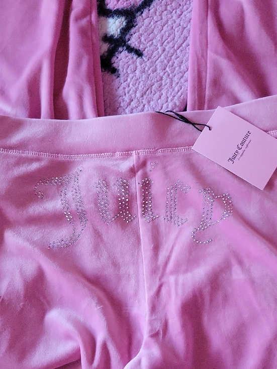Juicy Couture Pants - NWT Juicy Couture Pink Rhinestone Track Pants size xl